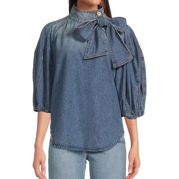 A Loves A
Denim 3/4 Puffed Sleeve Pleated Shoulder Tie Neck Denim Top|EUC|Size M - Picture 2 of 4